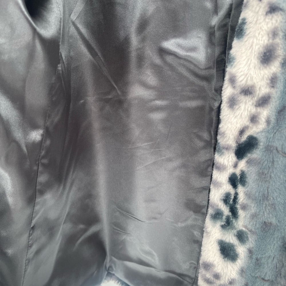 Dennis Basso Faux Fur Jacket - Black and Gray Animal Print - Picture 4 of 6